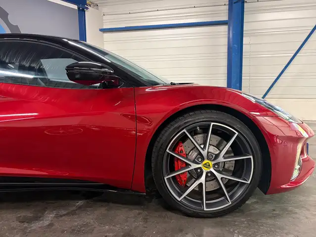 Lotus Emira view 22