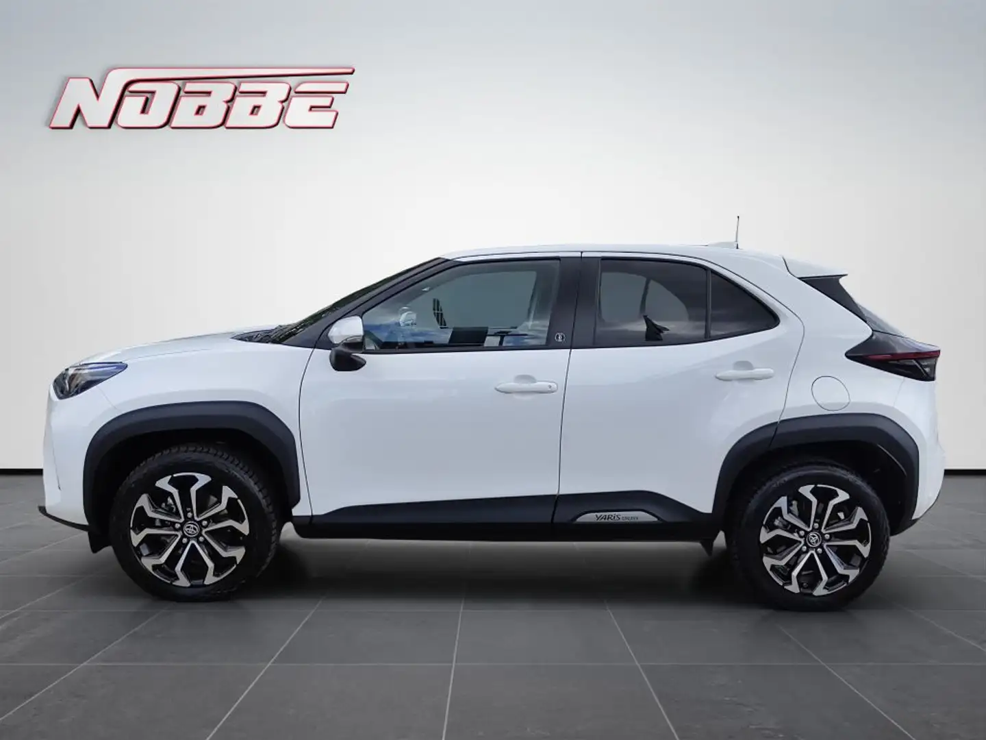 Toyota Yaris Cross Hybrid 1.5 VVT-i Team Deutschland Wit - 2