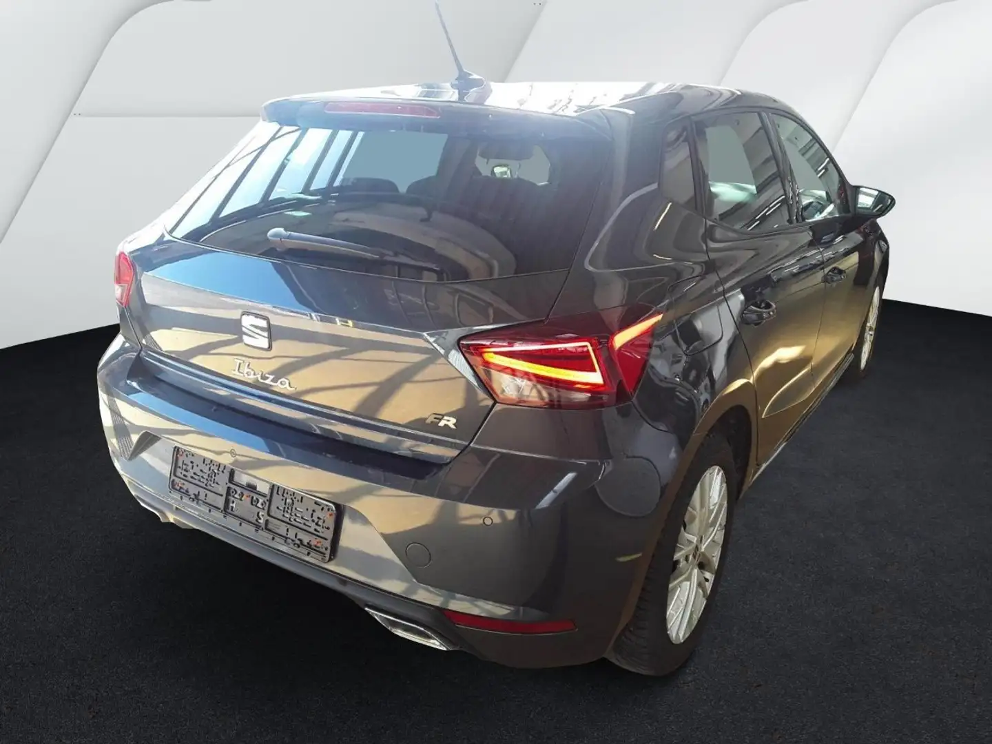 SEAT Ibiza FR 1.0 TSI DSG *LED*NAVI*ACC*PDC*CAM*SHZ* Grau - 2
