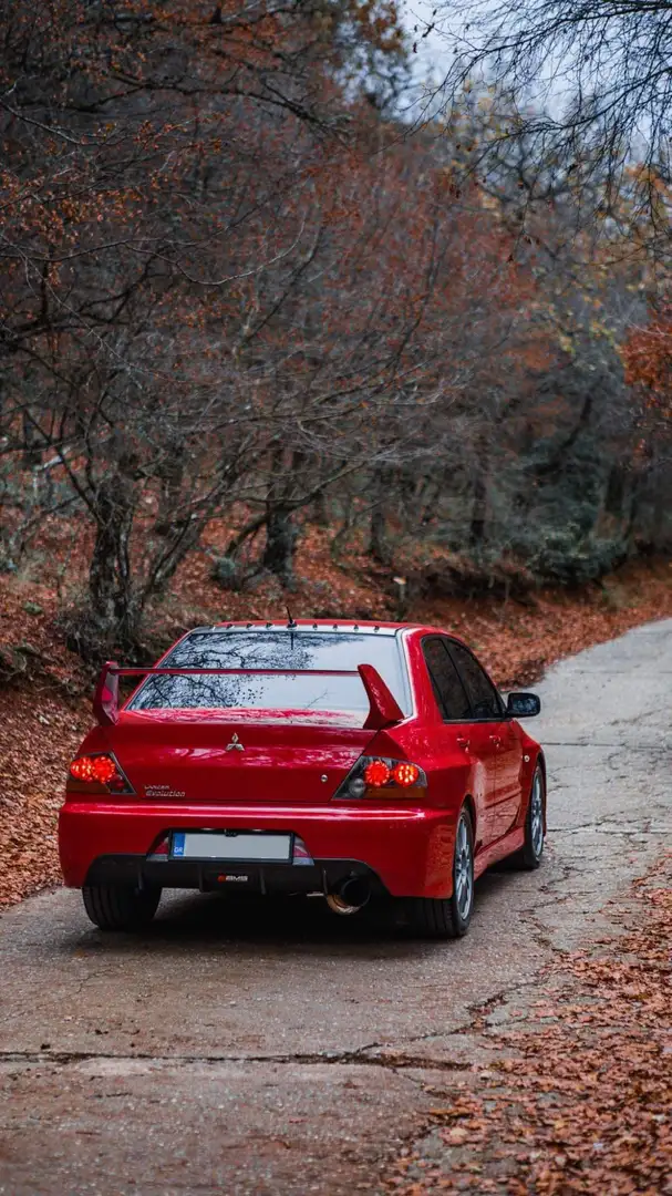 Mitsubishi Lancer Evolution IX Rojo - 2