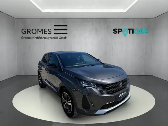 Peugeot 3008 main image