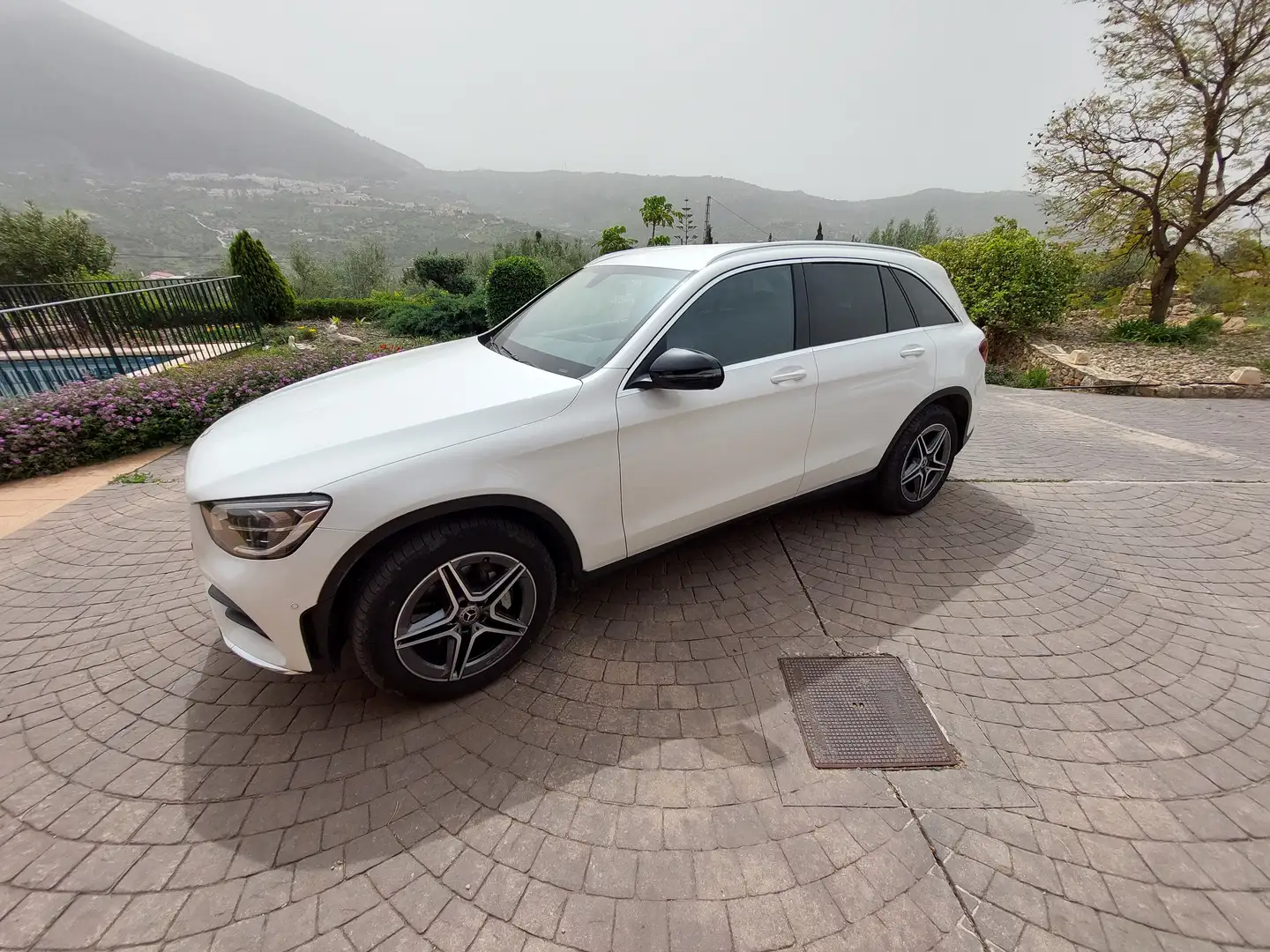 Mercedes-Benz GLC 200 4Matic 9G-Tronic Blanco - 2