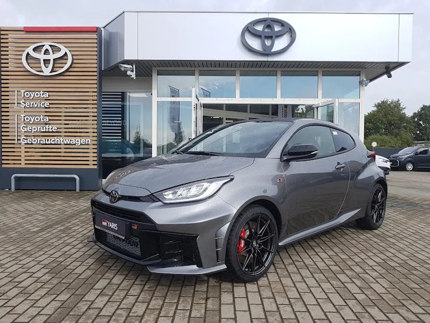 Toyota Yaris GR Yaris 2024- 280 PS - Sport-Automatik Silber - 1