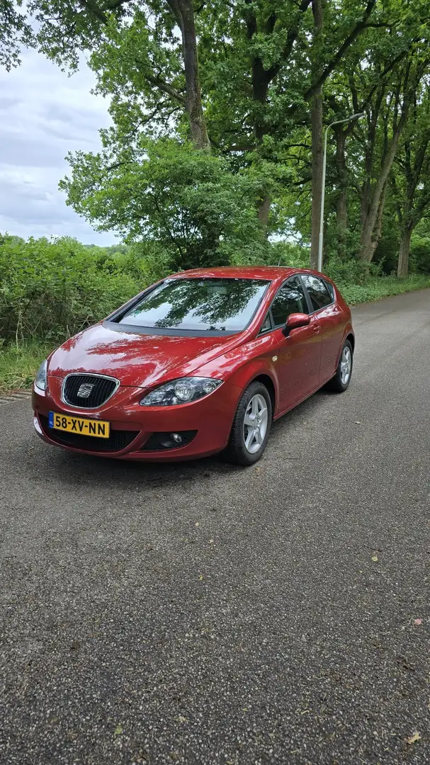 SEAT Leon 1.6 Sportstyle Rood - 2