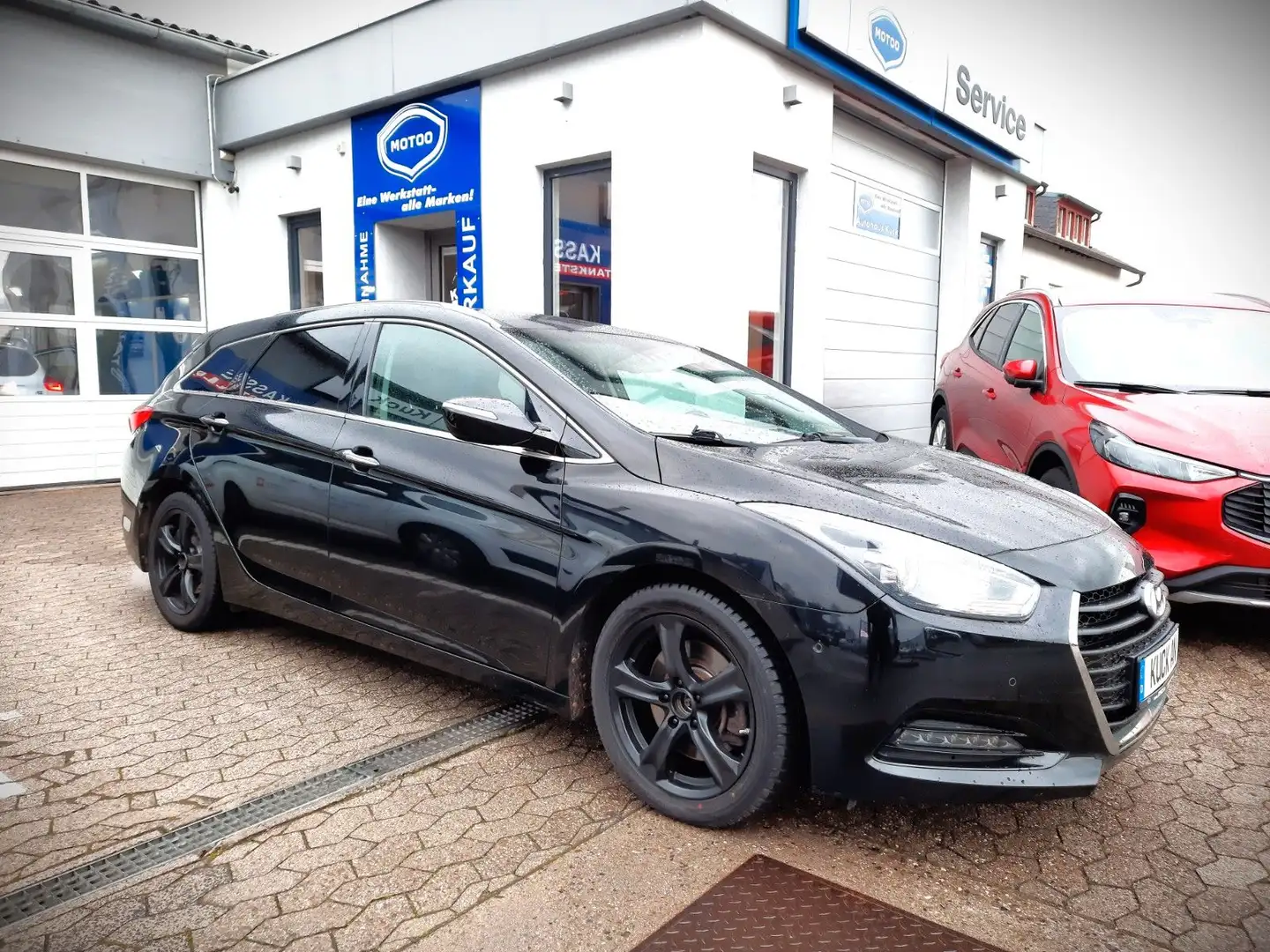 Hyundai i40 cw Premium  165 PS Kombi Negro - 2