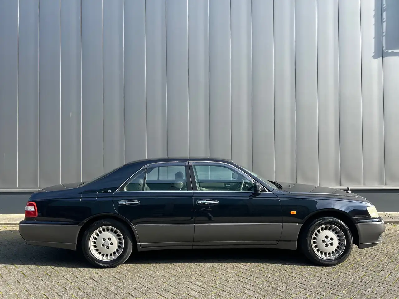 Nissan CIMA V8, foto 9