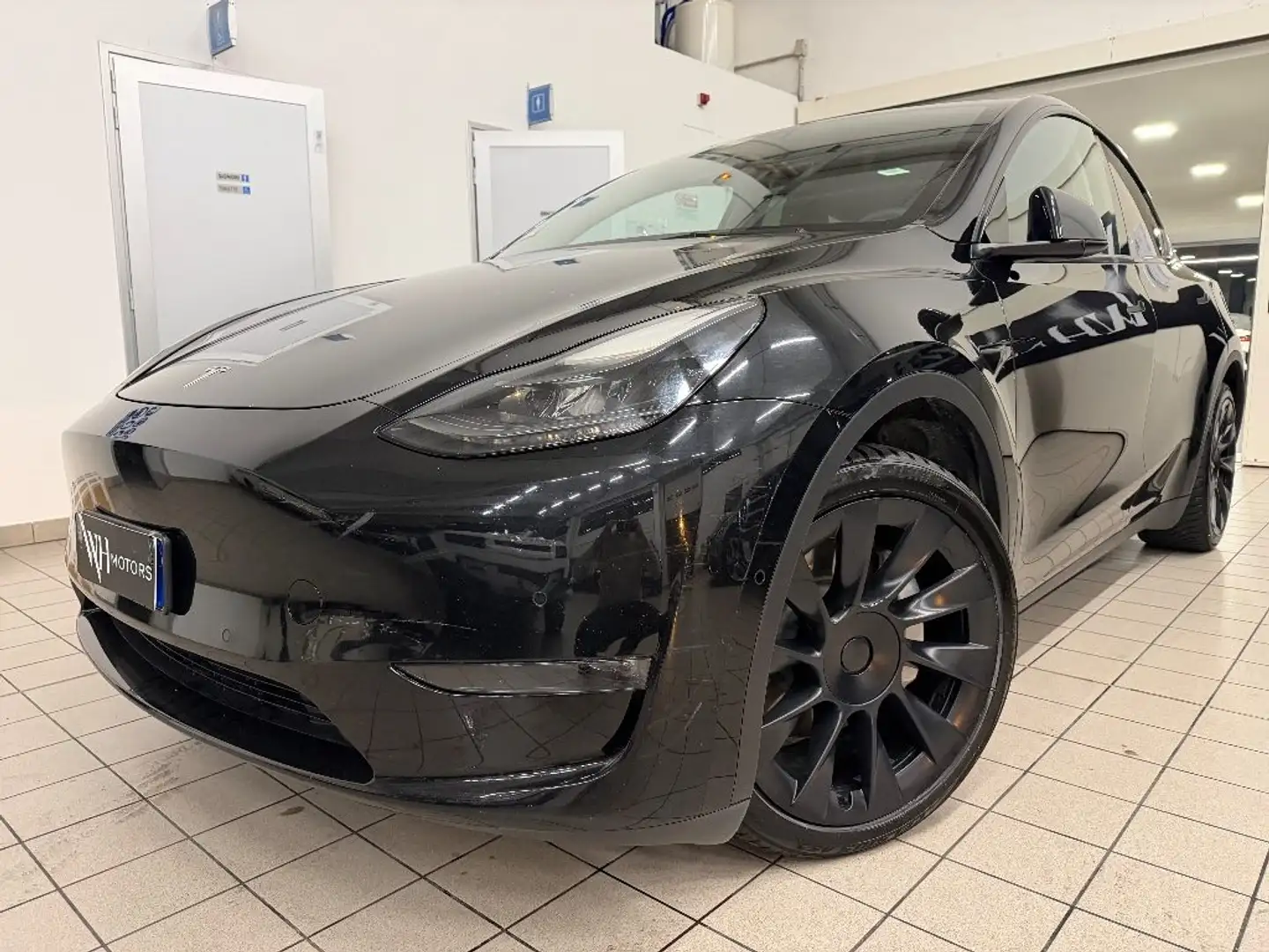 Tesla Model Y DUAL MOTOR///Long Range///AWD/// Negro - 1