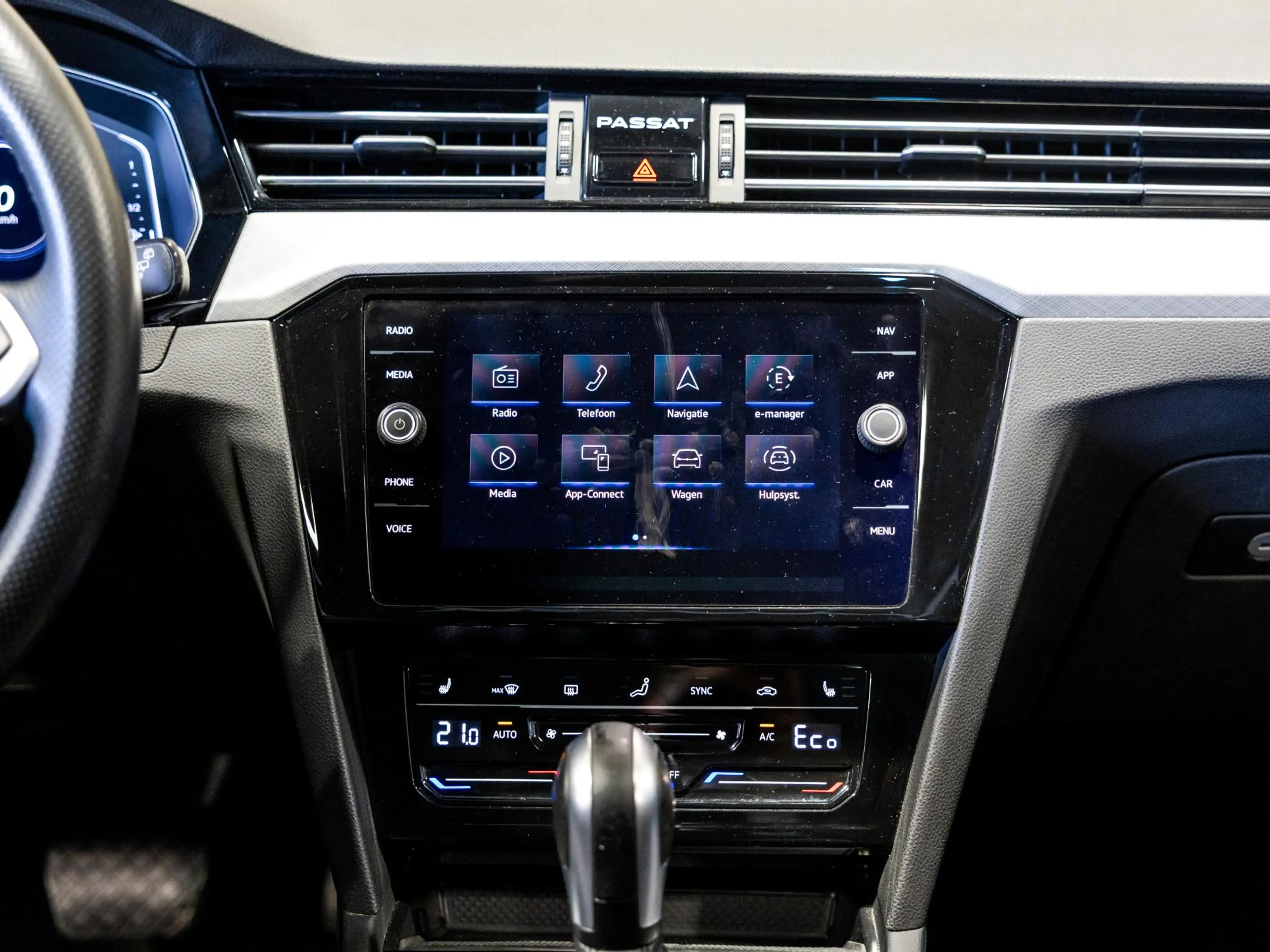 Volkswagen Passat Variant 1.4 TSI PHEV GTE Business / 218pk / Panorama dak / — photo 31