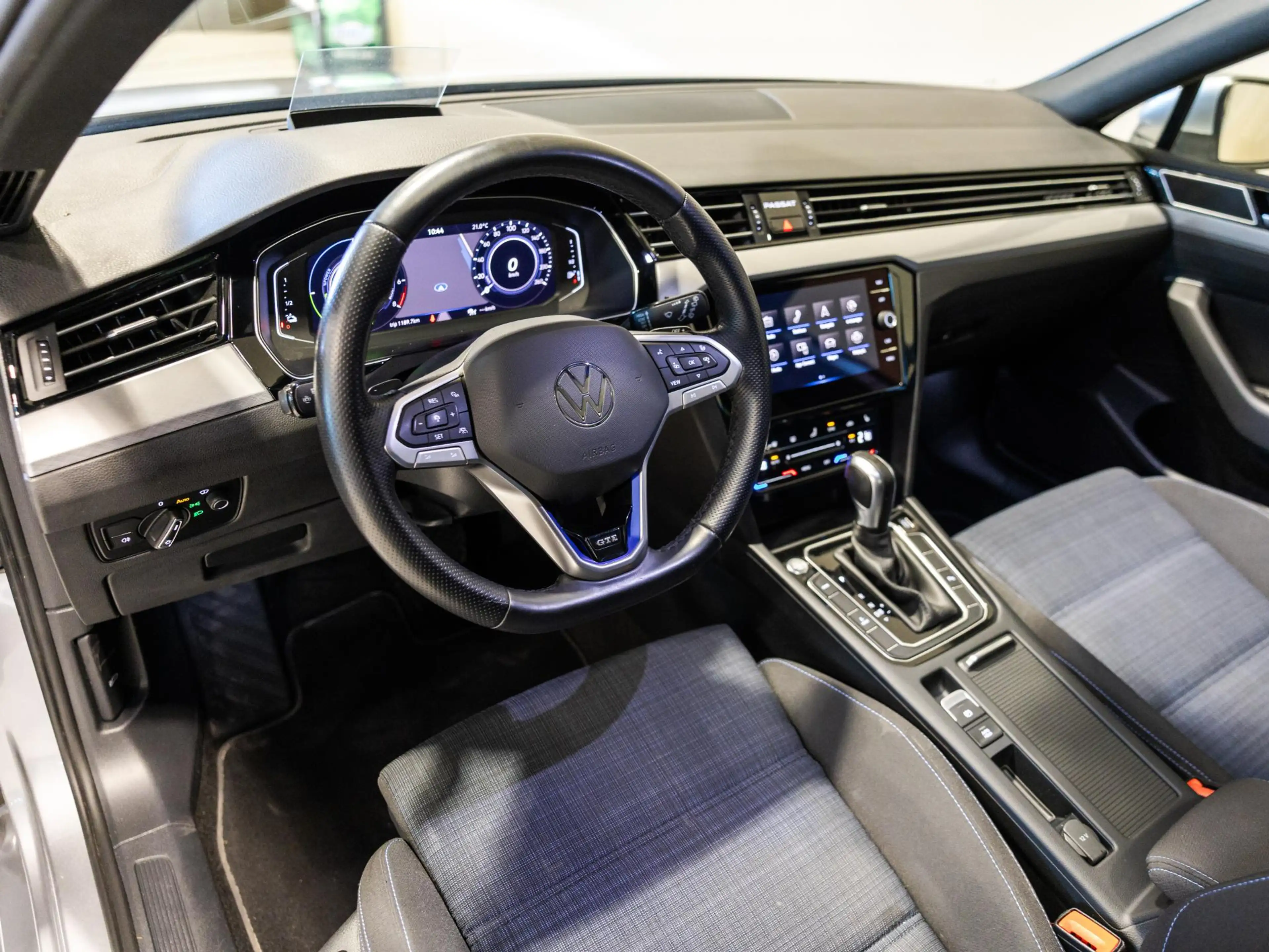 Volkswagen Passat Variant 1.4 TSI PHEV GTE Business / 218pk / Panorama dak / — photo 21