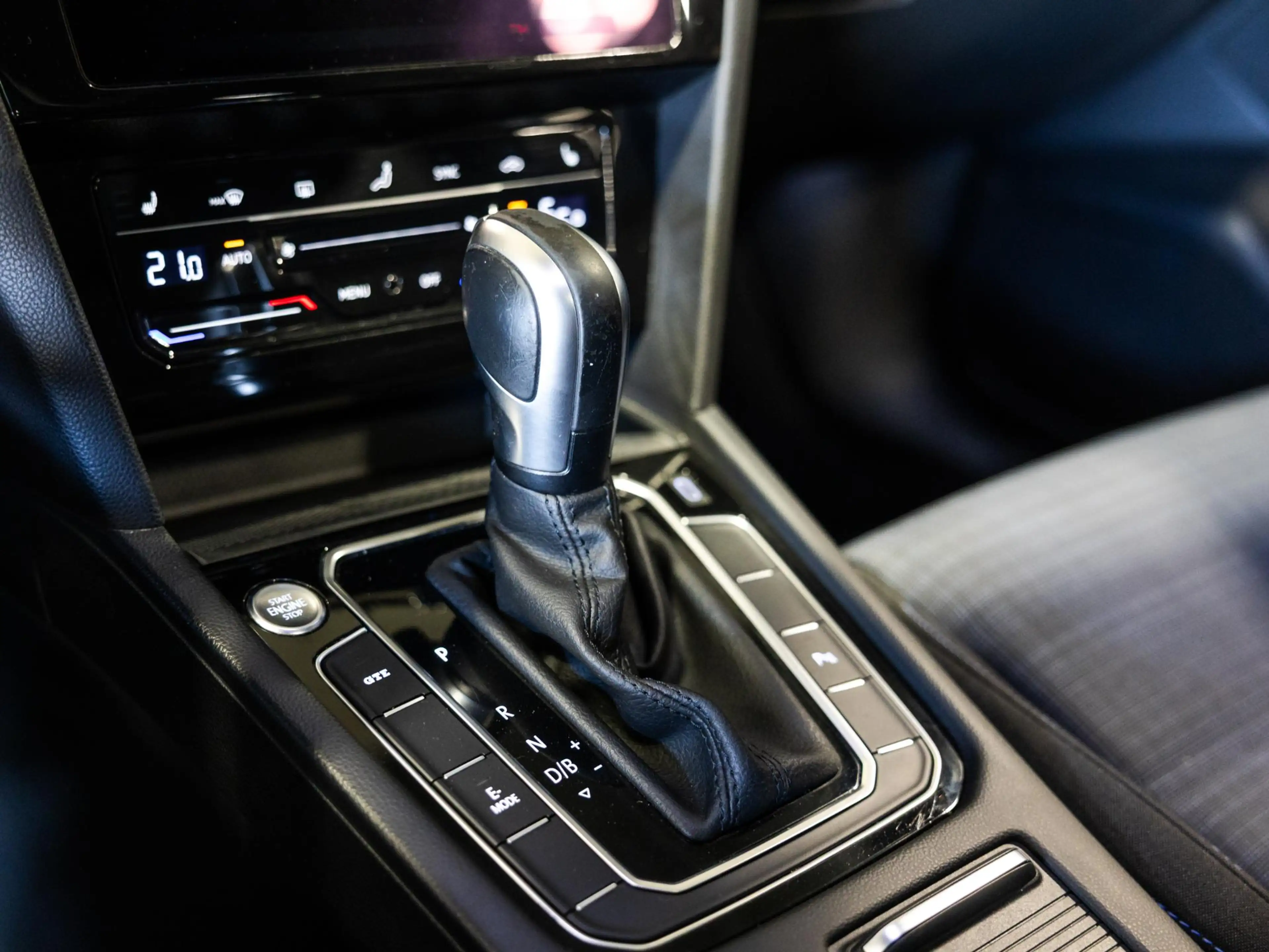 Volkswagen Passat Variant 1.4 TSI PHEV GTE Business / 218pk / Panorama dak / — photo 42