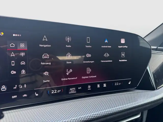Audi Q5 view 13