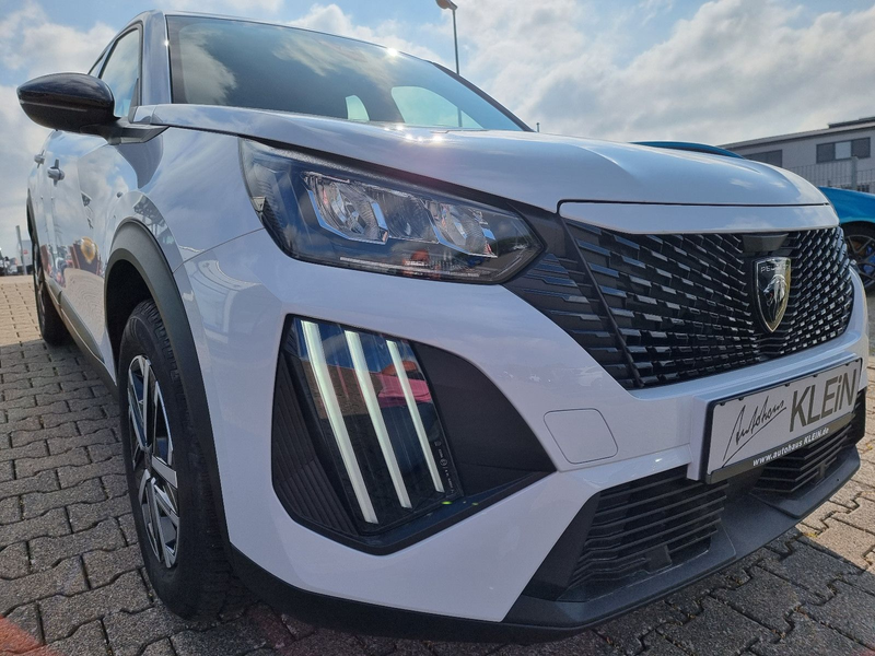 Peugeot 2008 Active Hybrid 136 -- KLIMA-CARPLAY-SHZ-PDC — photo 9