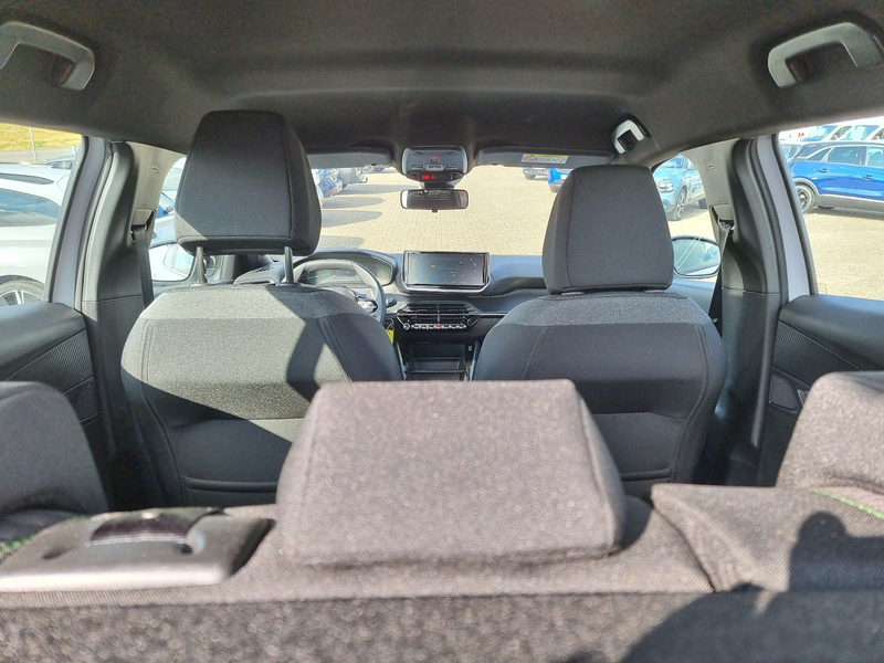 Peugeot 2008 Active Hybrid 136 -- KLIMA-CARPLAY-SHZ-PDC — photo 11