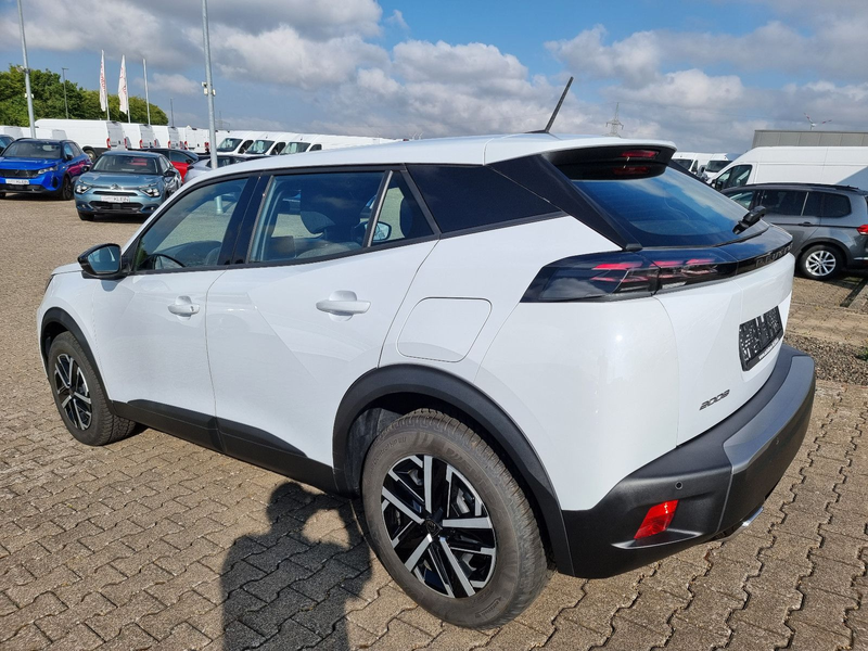 Peugeot 2008 Active Hybrid 136 -- KLIMA-CARPLAY-SHZ-PDC — photo 4