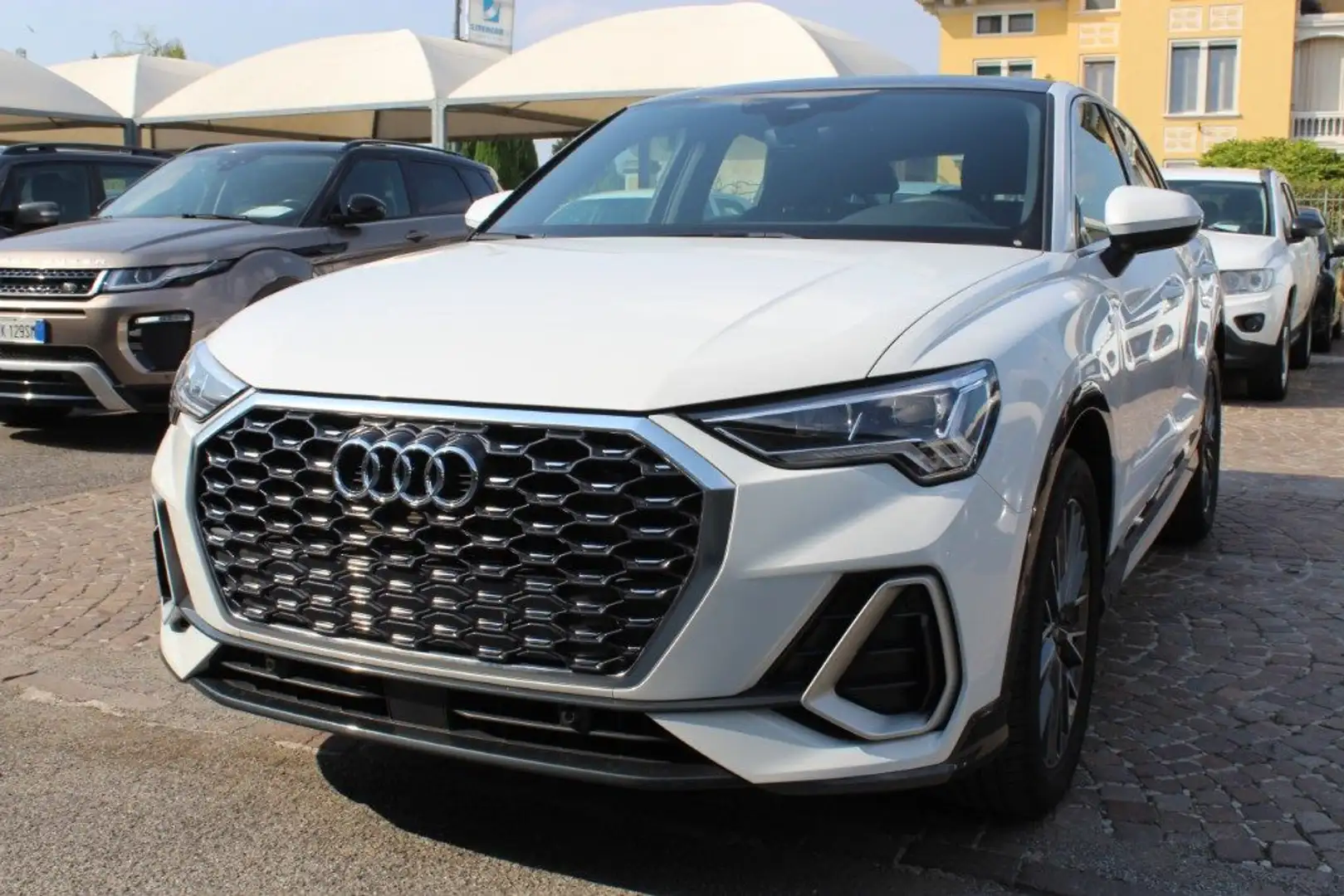 Audi Q3 SPB 35 TDI S tronic S line edition Bianco - 1