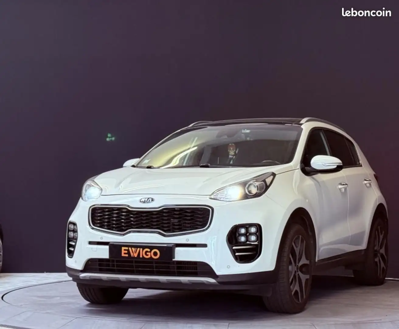 Kia Sportage 1.7L CRDI 140CH 4X2 DCT GT LINE 1ERE MAIN Blanc - 1