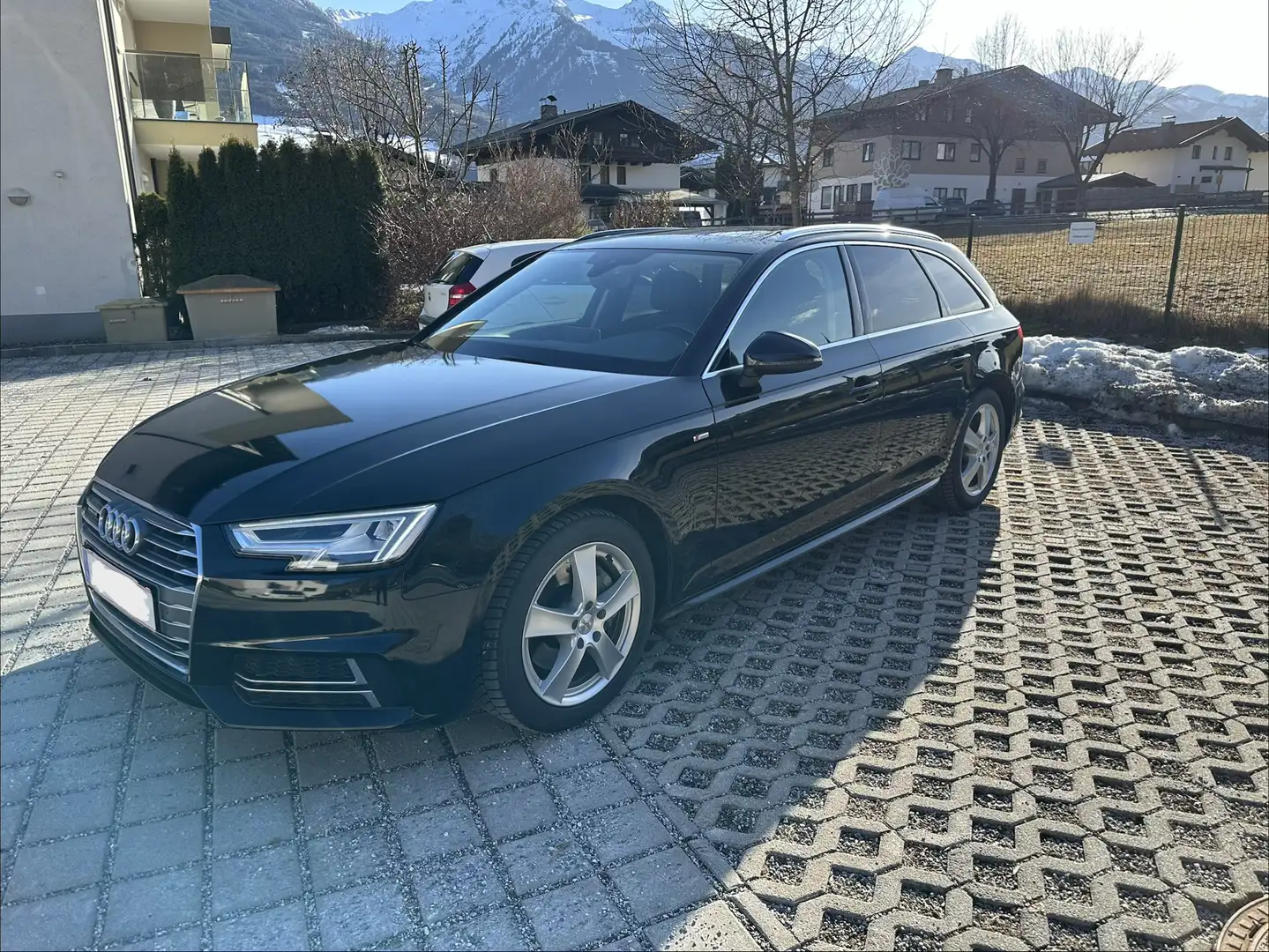 Audi A4 2,0 TDI quattro  S-Line Virt CP AHK Pano 8Räder Schwarz - 2