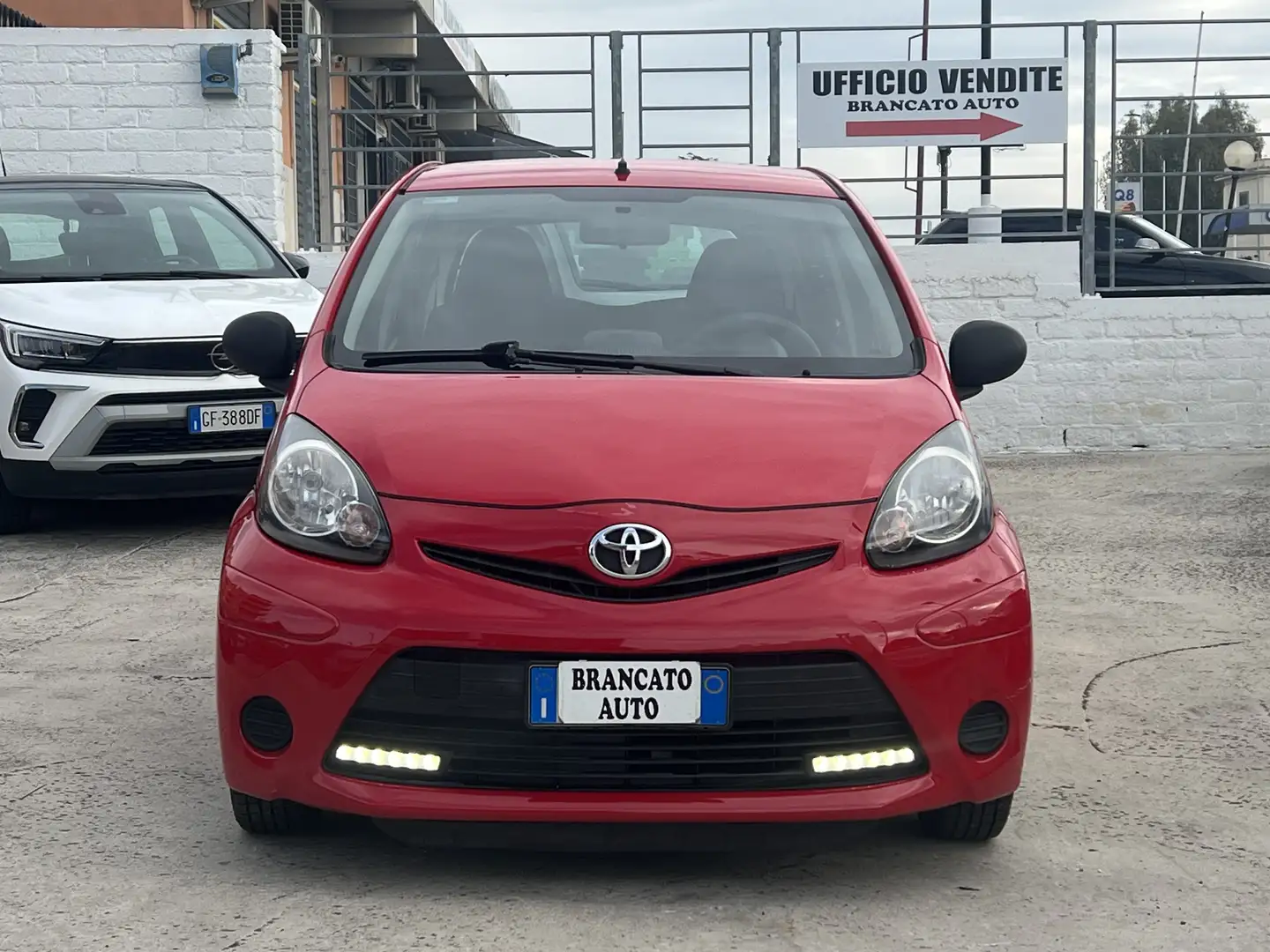 Toyota Aygo Aygo 5p 1.0 Active connect Rosso - 2