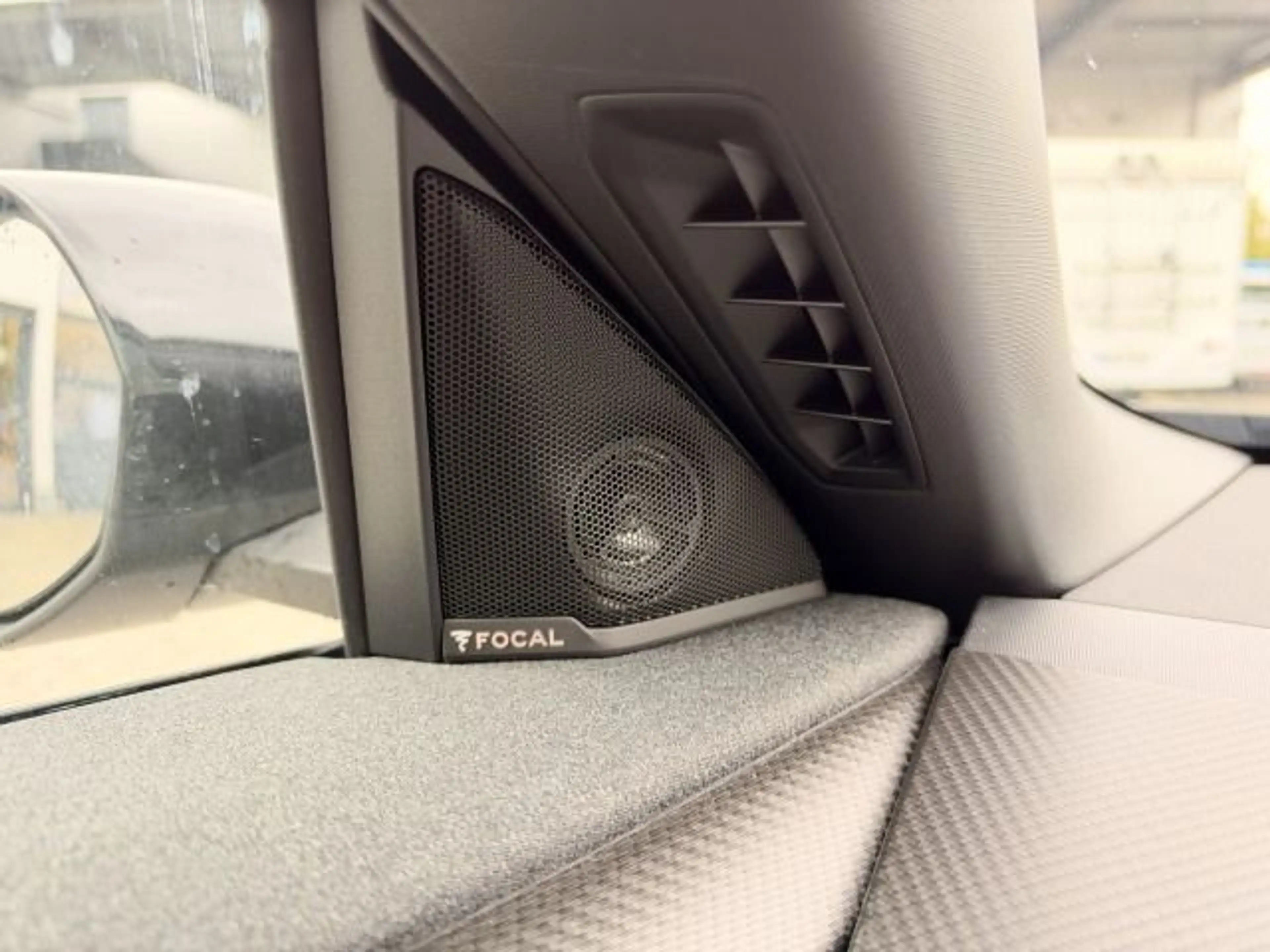 Opel Grandland Hybrid GS *AHK/HuD/Focal/GJR* — photo 12