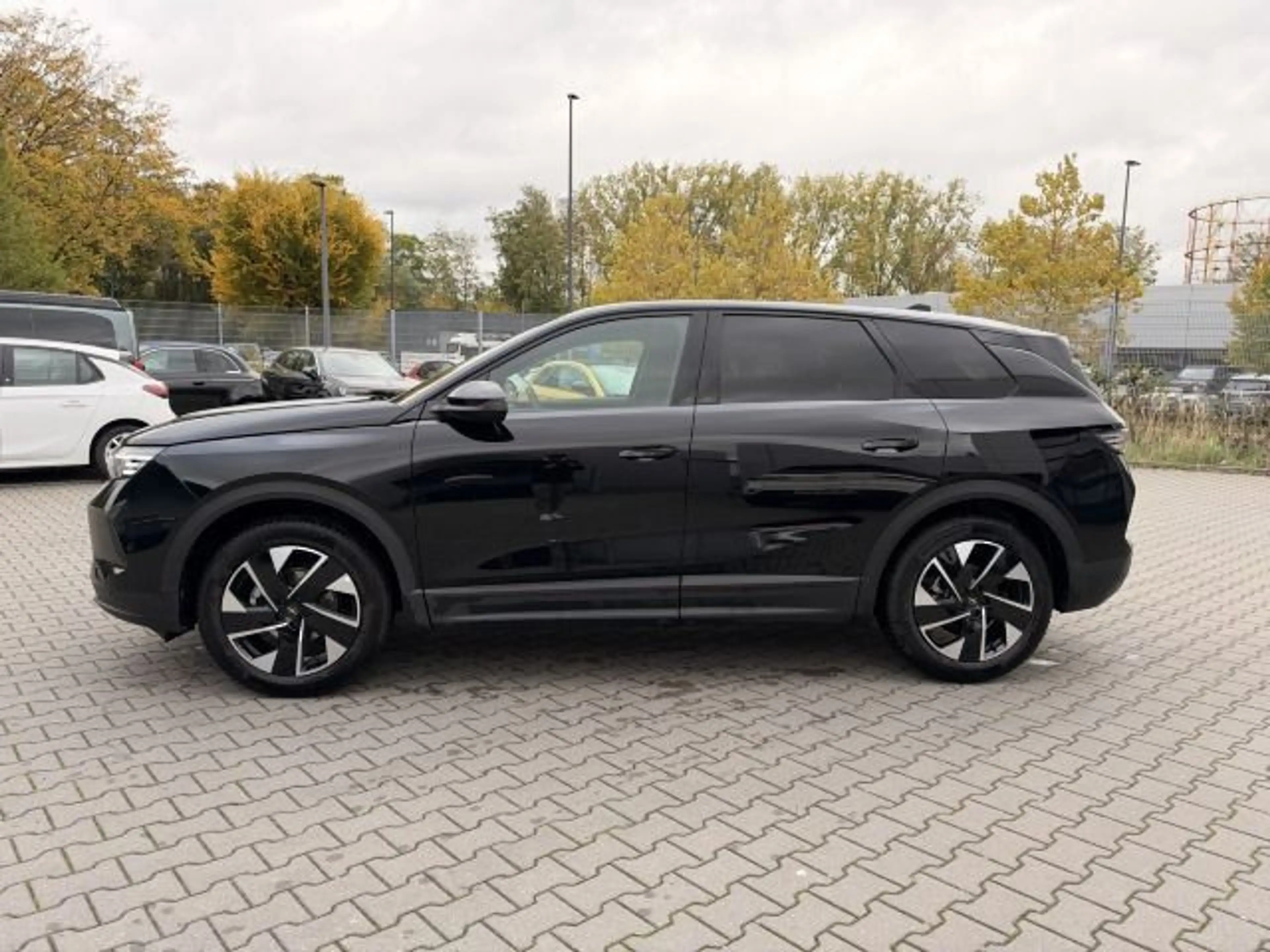 Opel Grandland Hybrid GS *AHK/HuD/Focal/GJR* — photo 3