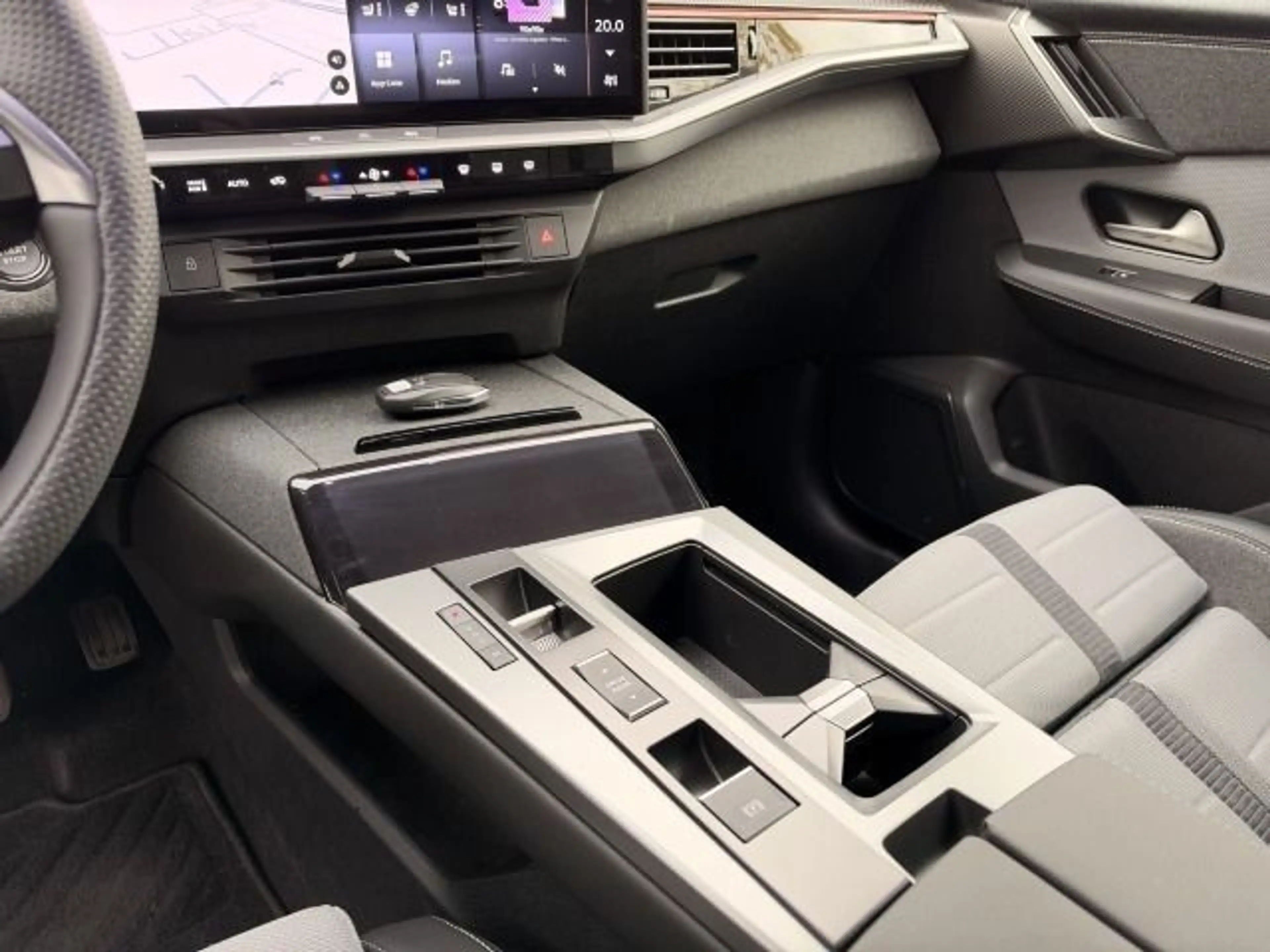 Opel Grandland Hybrid GS *AHK/HuD/Focal/GJR* — photo 7