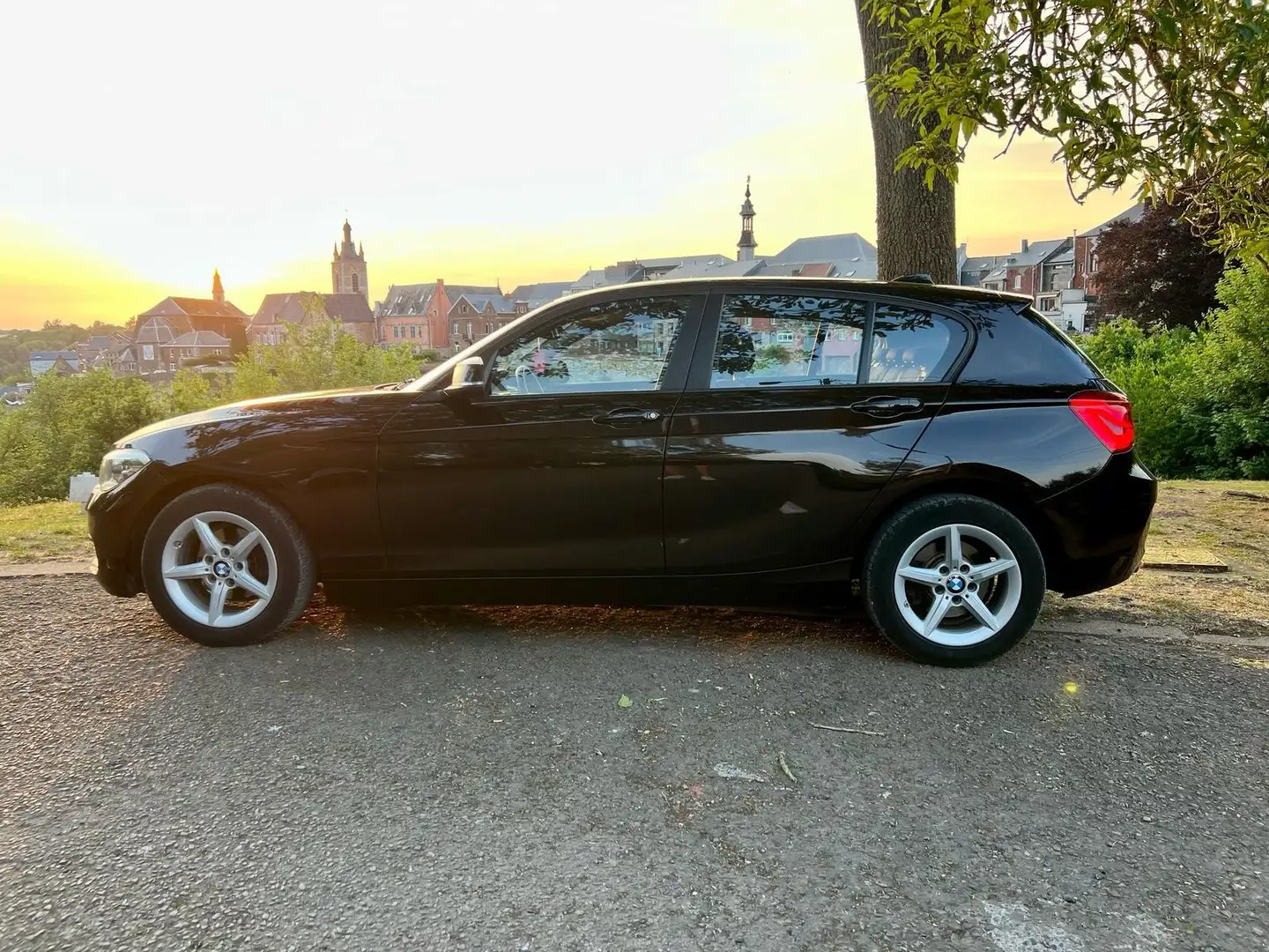 BMW 116 116d A saisir! /NAVI/CLIM/ALU Hnědá - 2