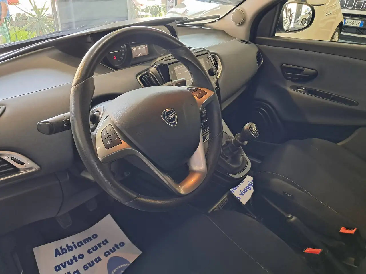 Lancia Ypsilon 2022 — фото 8