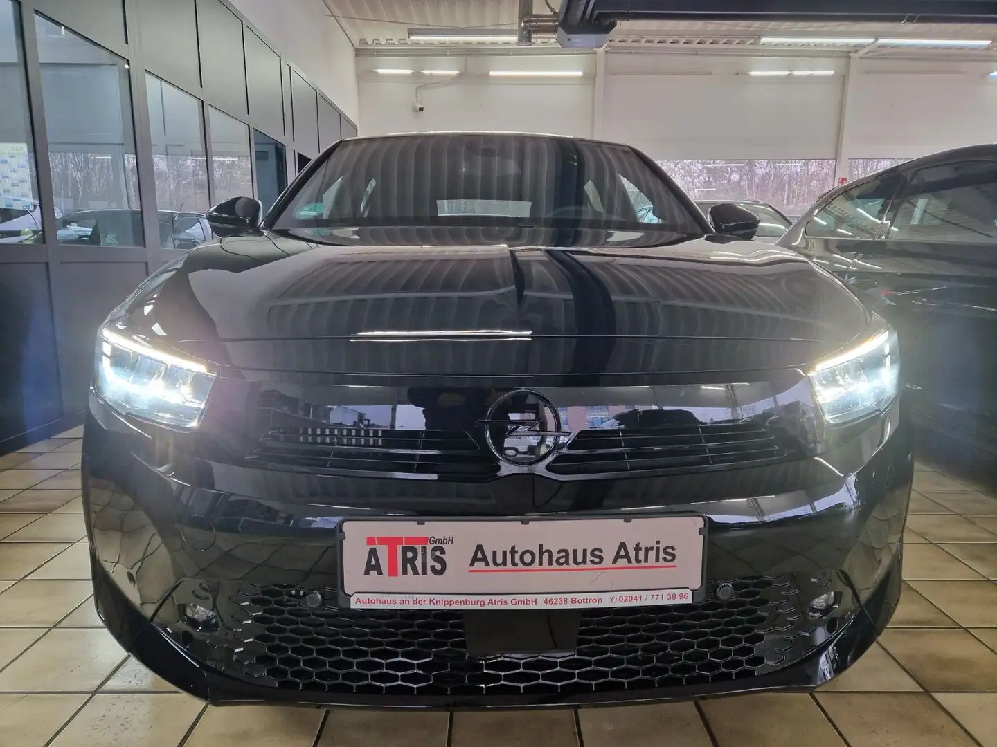 Opel Corsa F GS Automatik-Kamera Schwarz - 1