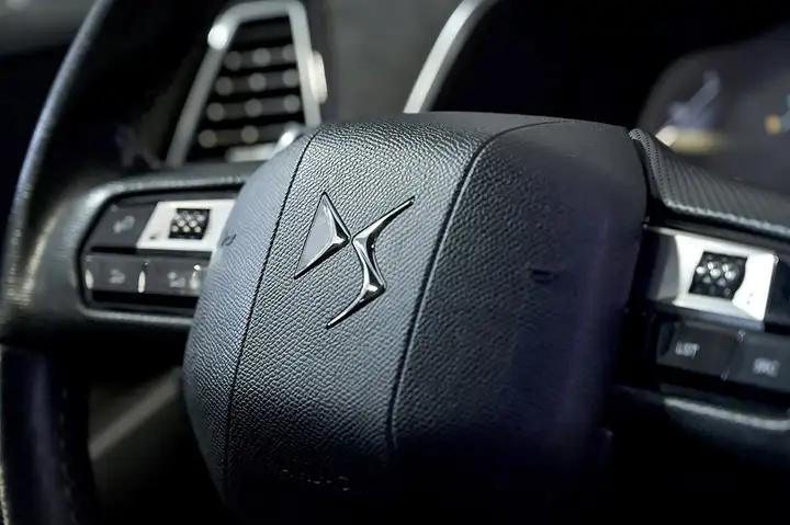 DS 7 Crossback 2021, foto 25