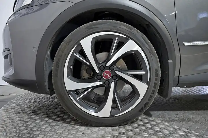 DS 7 Crossback 2021, foto 15