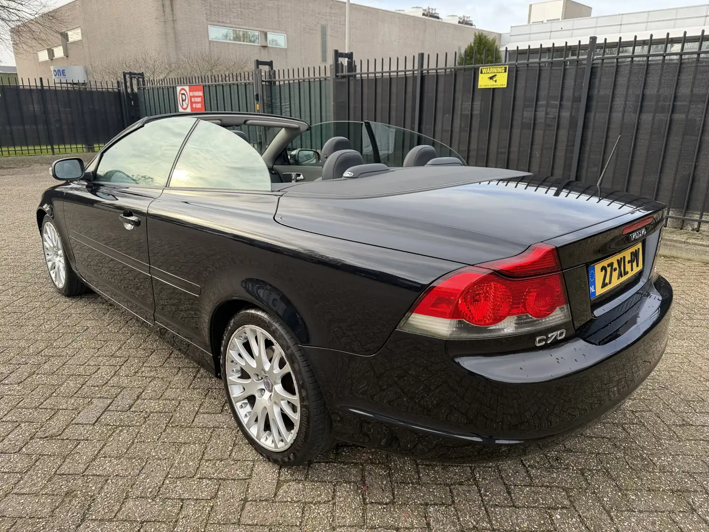Volvo C70 Convertible 2.4i Momentum Leer/Clima/Navi 1e Eig. Negru - 2