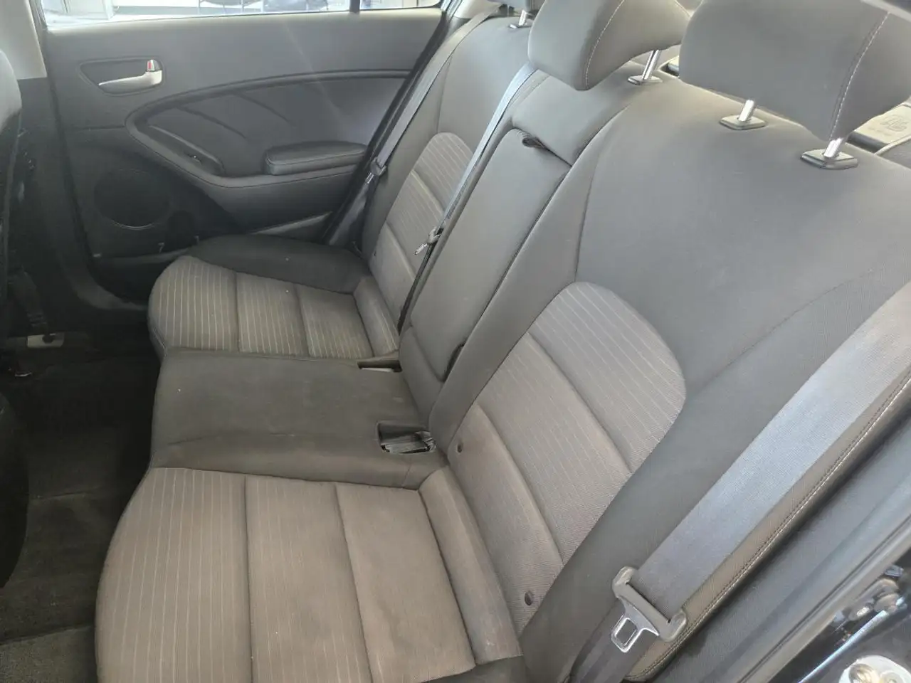 Kia Forte снимка Kia Forte