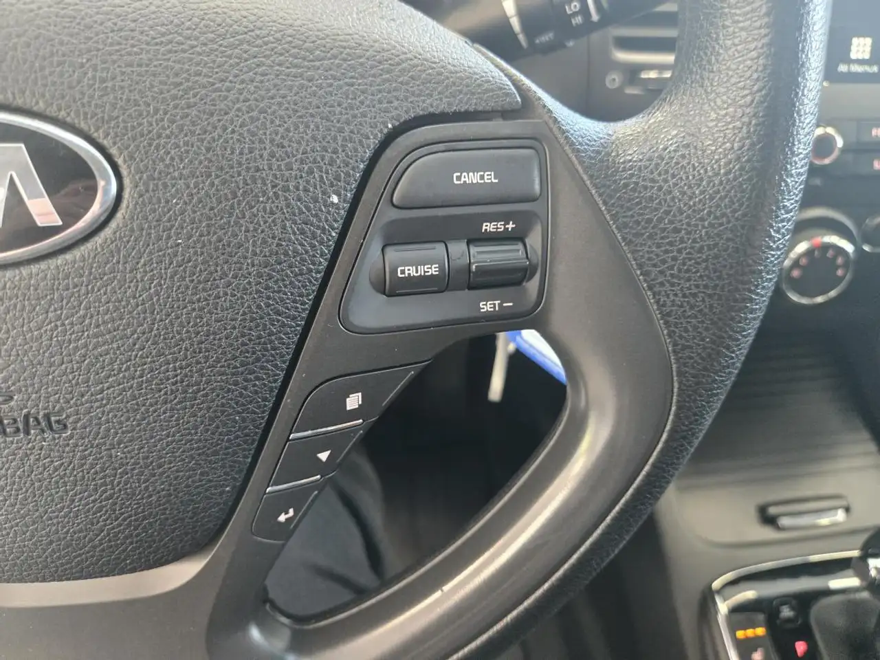 Kia Forte снимка Kia Forte