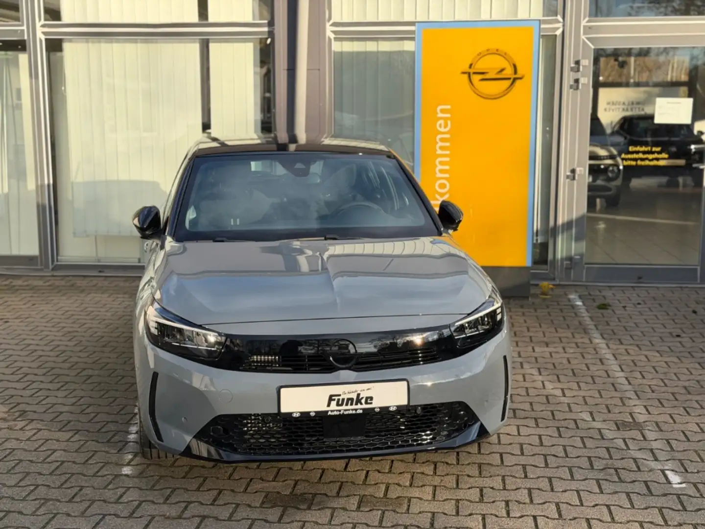 Opel Corsa GS LED+Sitzhzg+Rückfkam+PDC+CarPlay+DAB Grau - 2