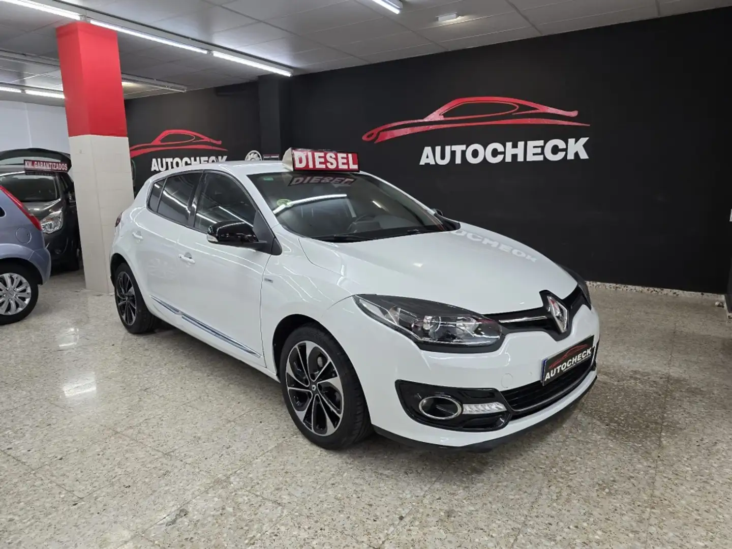 Renault Megane 1.6dCi Energy Bose S&S 130 Blanc - 1
