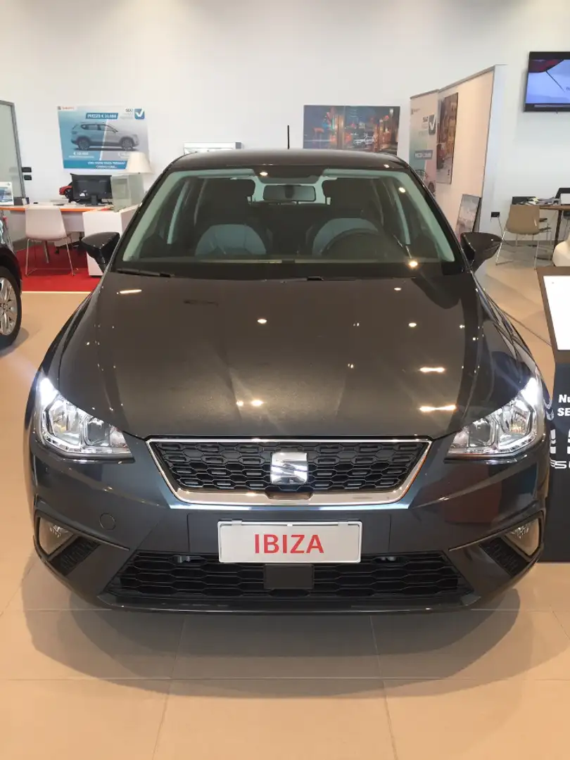SEAT Ibiza 1.0 MPI 5p. Business Grigio - 1