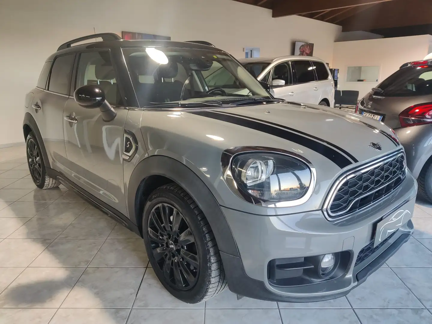 MINI Cooper SD Countryman Cooper SD COUNTRYMAN Gris - 1