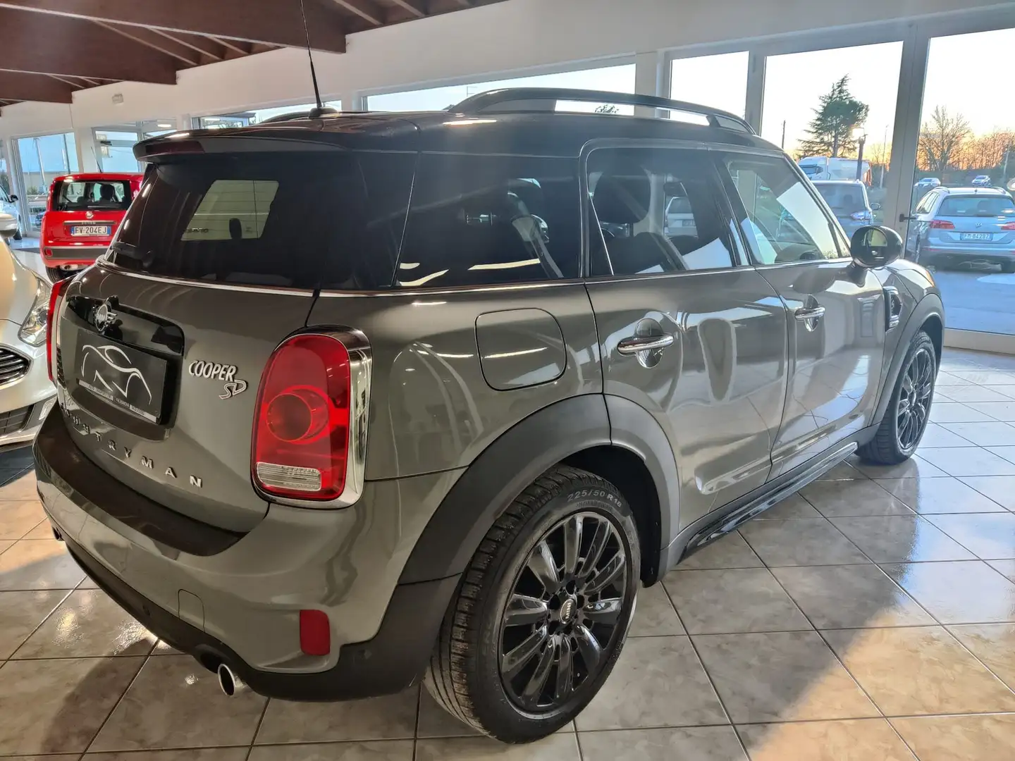 MINI Cooper SD Countryman Cooper SD COUNTRYMAN Gris - 2