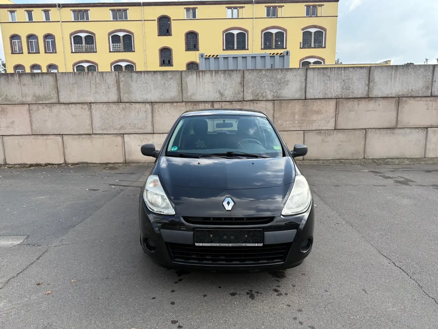 Renault Clio Clio 1.2 16V 75 Yahoo! Schwarz - 2