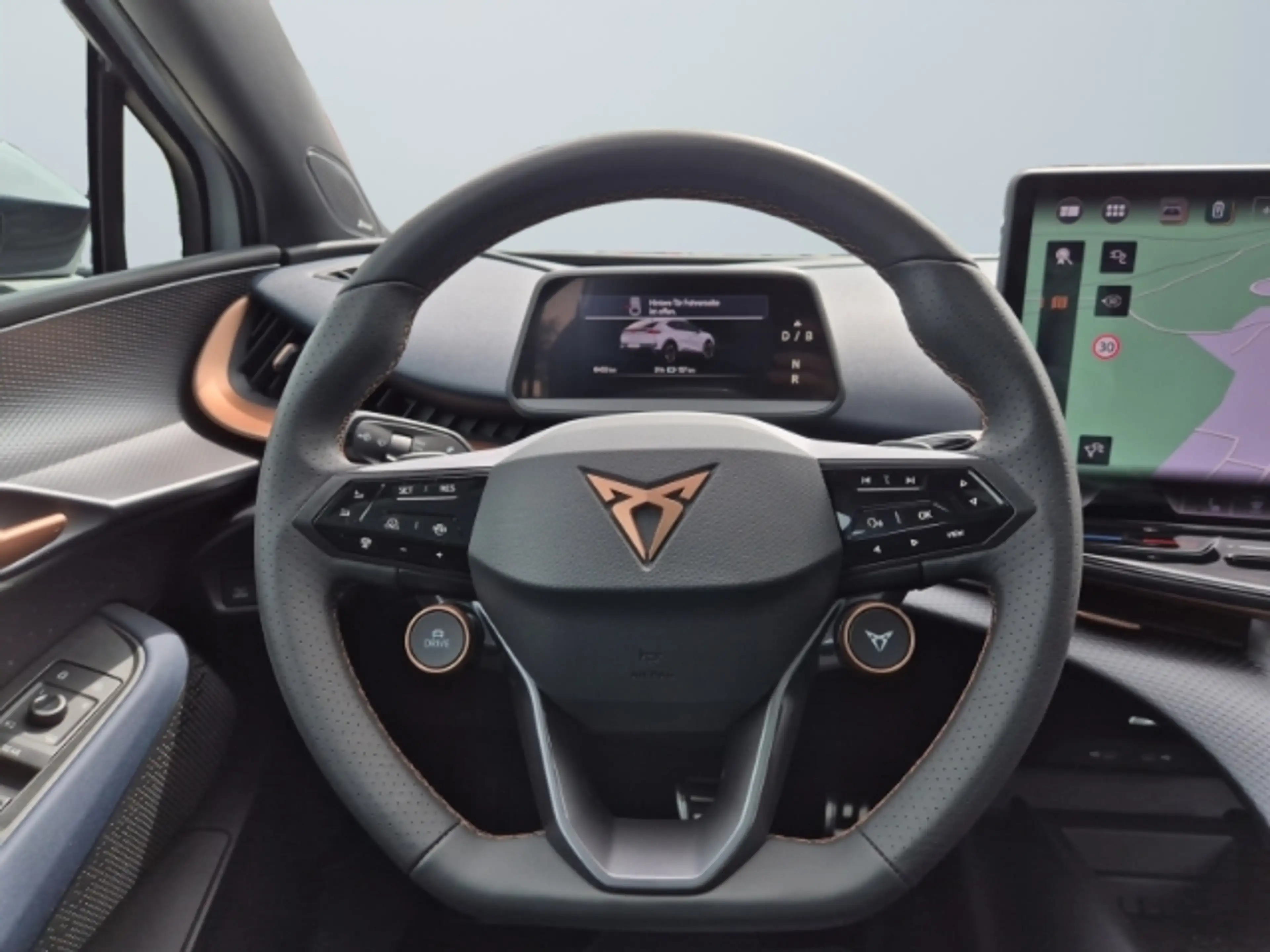 CUPRA Tavascan 4Drive +Glasdach +DCC +HuD +360 Kamera — photo 11