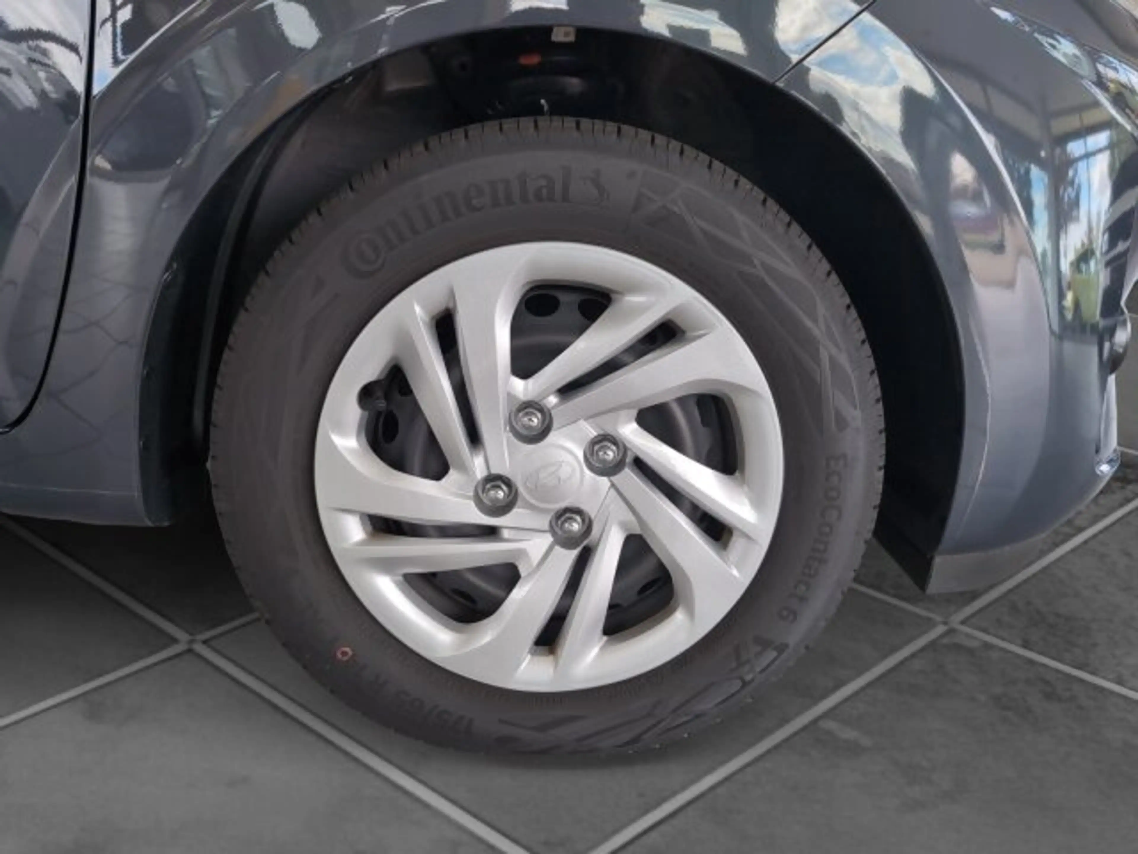 Hyundai i10 (SI) i10 1.0 Select Klima — photo 6