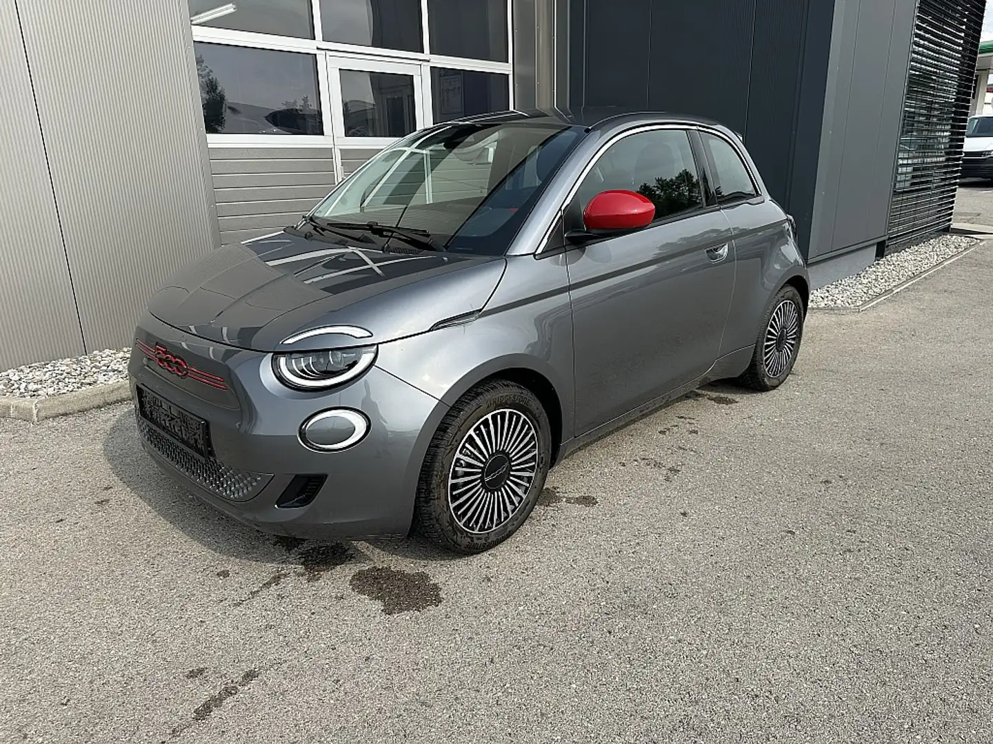 Fiat 500e 500 Elektro Red Edition 23,8 kWh Gris - 1