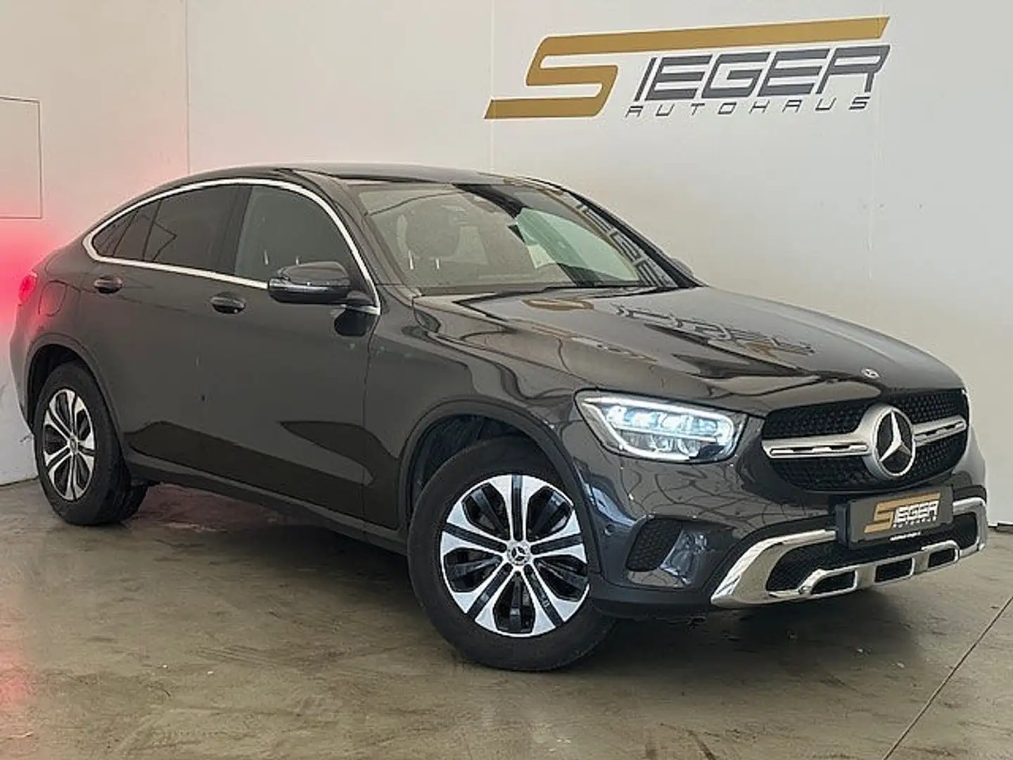 Mercedes-Benz GLC 300 Coupé 4MATIC Aut. Gris - 1