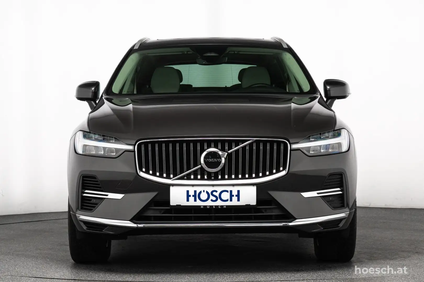 Volvo XC60 T6 AWD Recharge Core PANO ASSISTENZ ++ Grau - 2