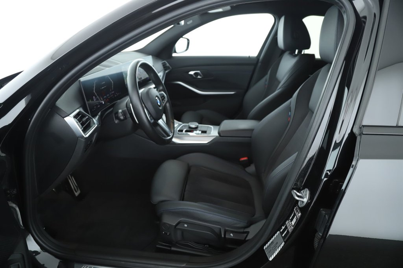 BMW 318 d 48V Touring Autom M-SPORT CURVED FACELIFT — photo 10