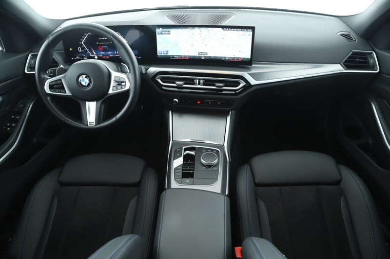 BMW 318 d 48V Touring Autom M-SPORT CURVED FACELIFT — photo 12