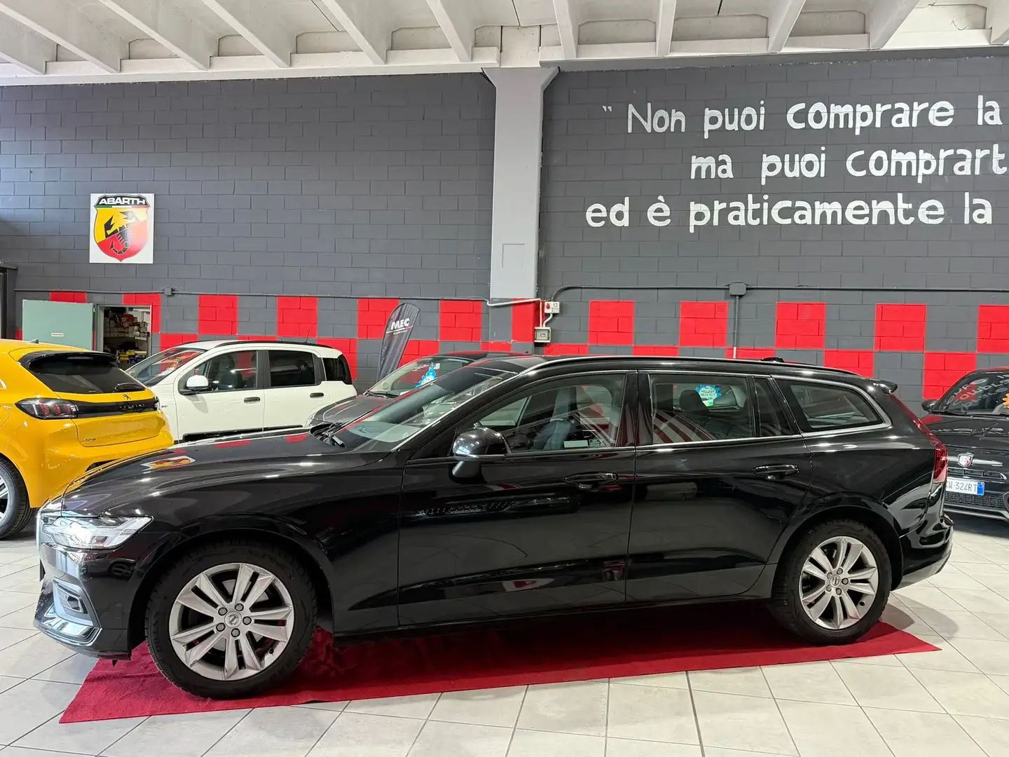 Volvo V60 V60 II 2019 2.0 d3 R-design auto my21 Nero - 2