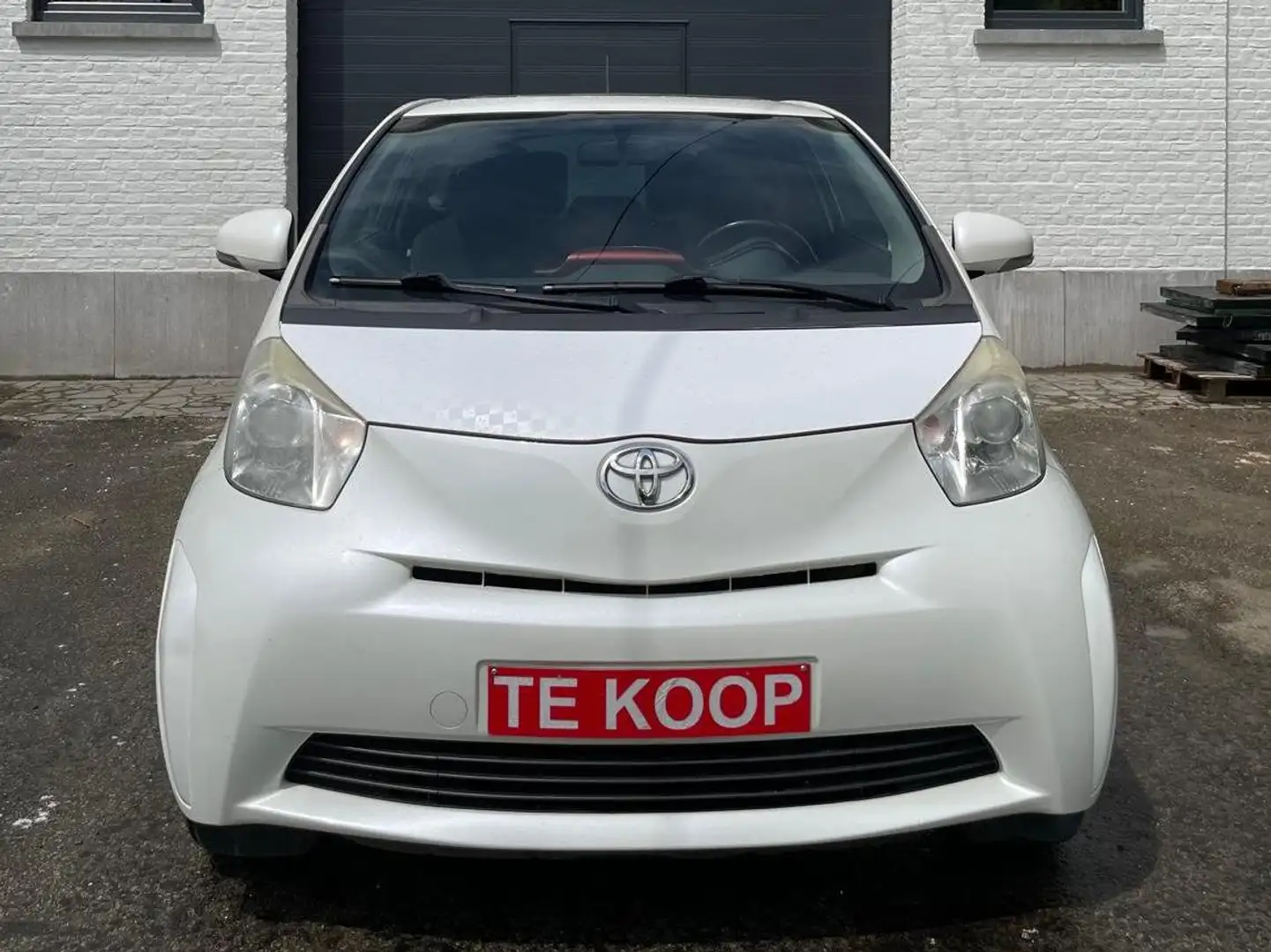 Toyota iQ 1.0i VVT-i Luna Weiß - 2