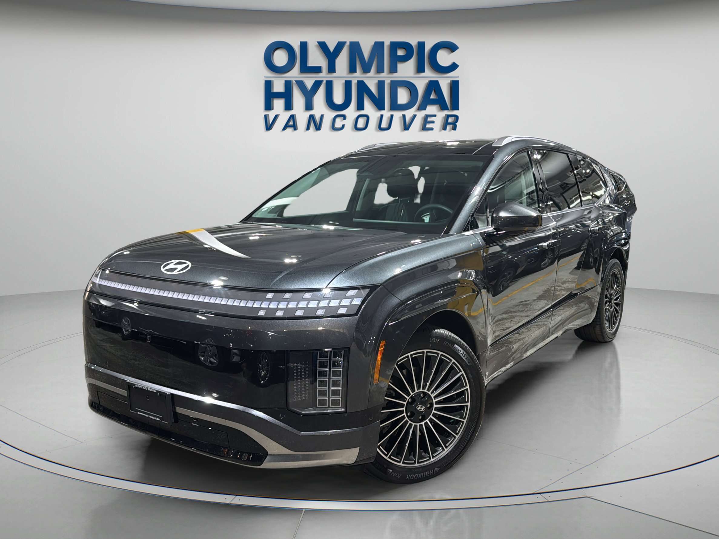 2026 Hyundai IONIQ 9 Preferred + AWD w-Ultimate Calligraphy Pkg