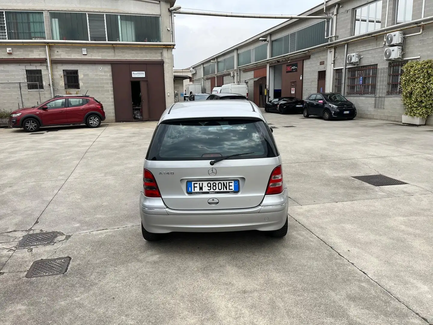 Mercedes-Benz A 200 A140 Plateado - 2